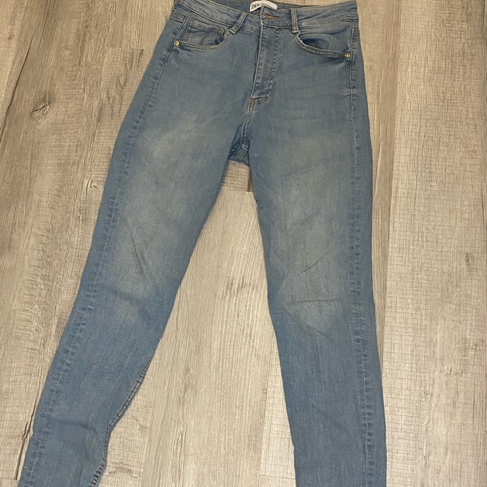 Zara jeans